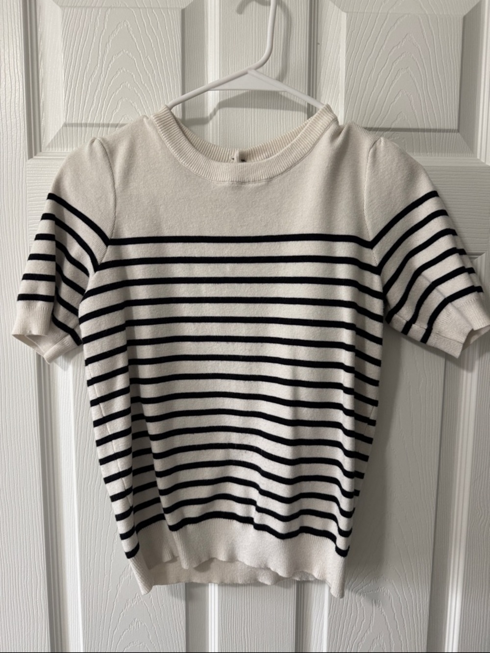 Striped Short-Sleeve Knit Sweater - Black/White